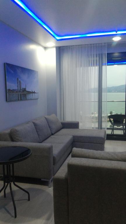 Suite Porta Batumi 1001 Bagian luar foto